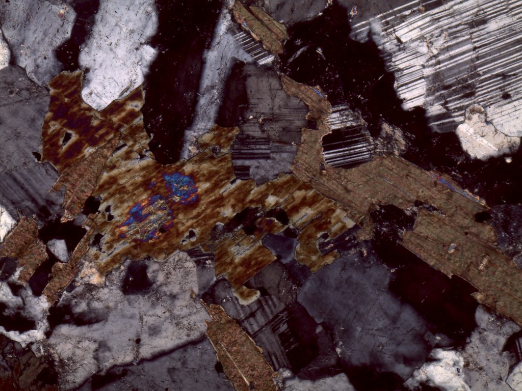 Diorite | NOVA Mineralogy